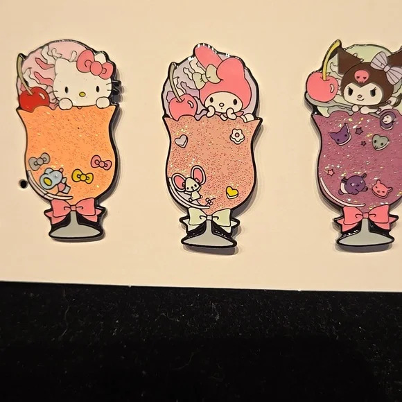 Cute Hello Kitty Enamel Pin Set - Picture 8 of 10